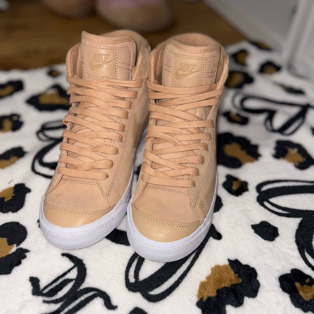 Nike Women's Beige High-Top Sneakers